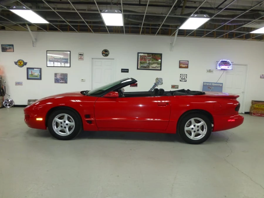 2001 Pontiac Firebird 4th Gen - Image 2 of 5