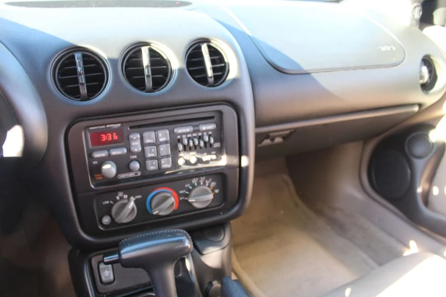 2001 Pontiac Firebird 4th Gen - Image 8 of 25