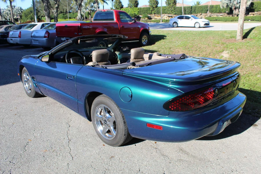 2001 Pontiac Firebird 4th Gen - Image 15 of 25