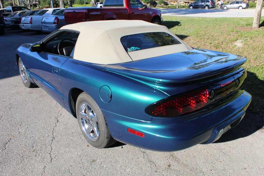2001 Pontiac Firebird 4th Gen - Image 21 of 25
