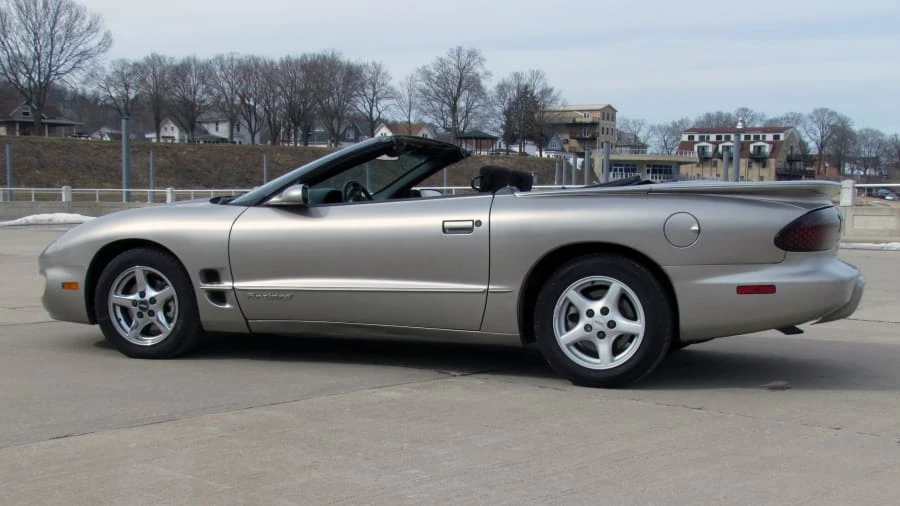 2001 Pontiac Firebird 4th Gen - Image 2 of 6