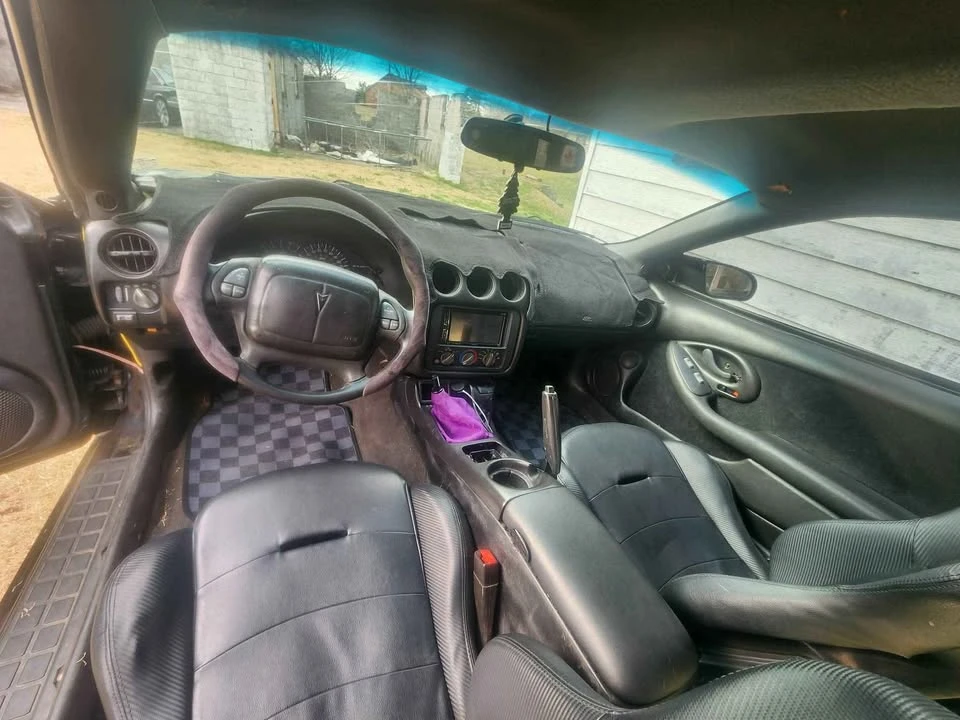 2001 Pontiac Firebird - Image 3 of 8