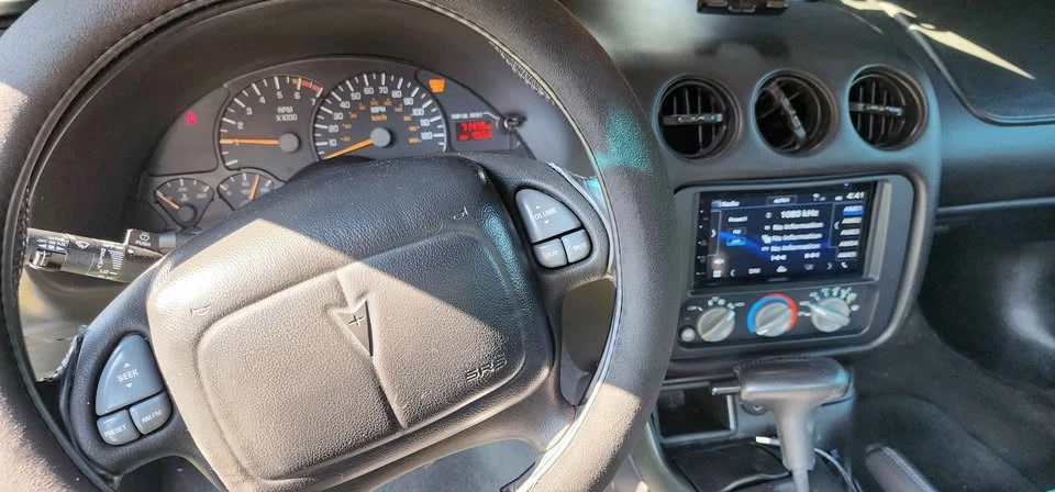 2001 Pontiac Firebird 4th Gen - Image 5 of 9