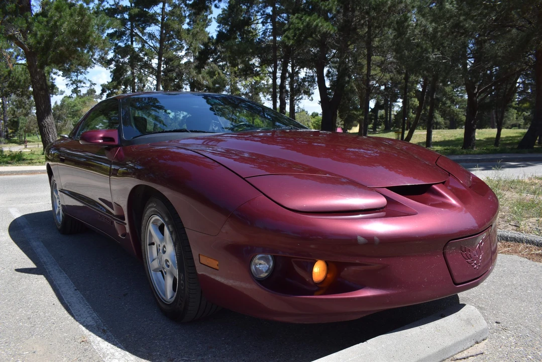 2001 Pontiac Firebird 4th Gen - Image 13 of 31
