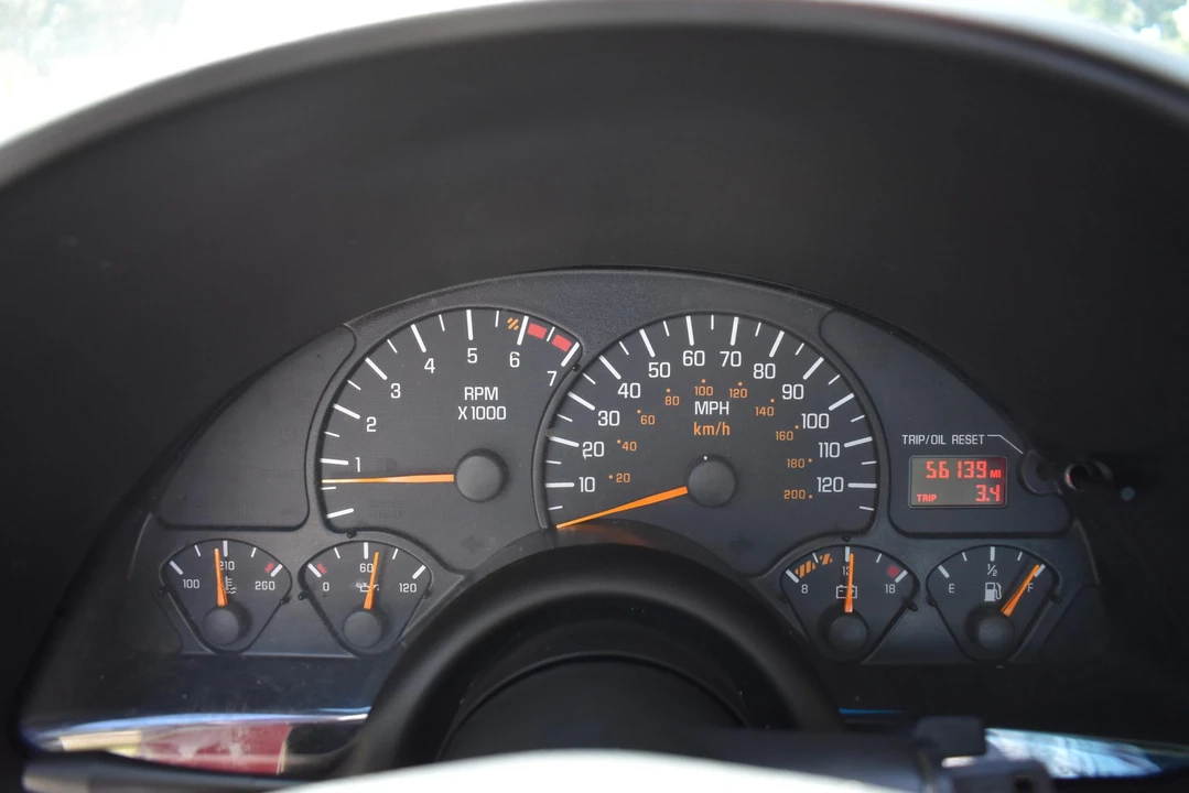 2001 Pontiac Firebird 4th Gen - Image 26 of 31