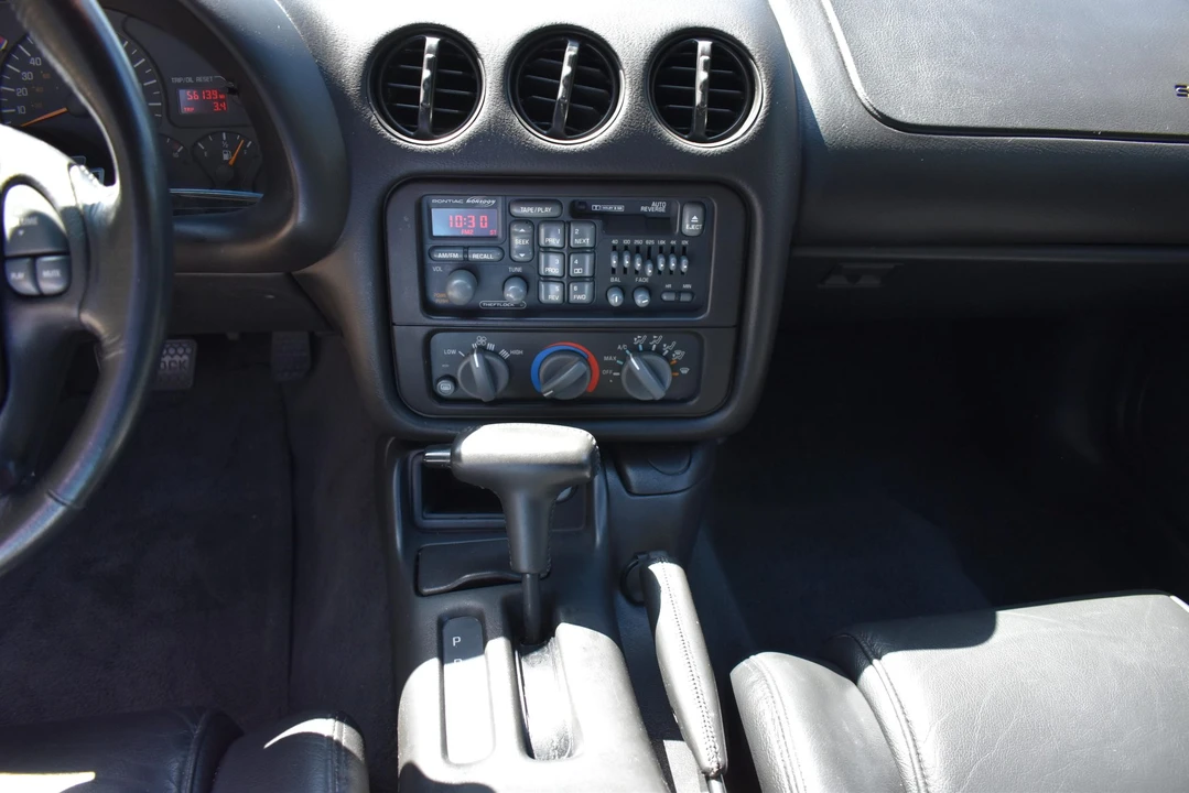 2001 Pontiac Firebird 4th Gen - Image 30 of 31