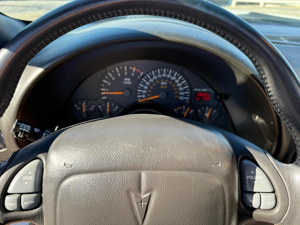 2001 Pontiac Firebird 4th Gen - Image 24 of 31