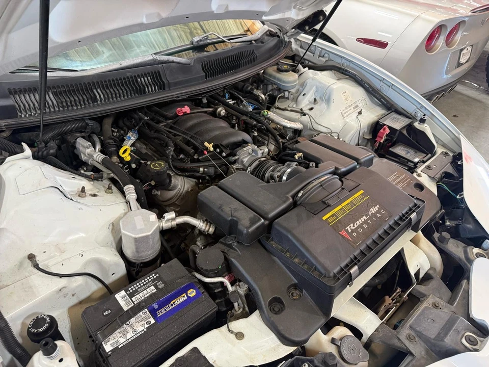 2001 Pontiac Firebird 4th Gen - Image 13 of 31