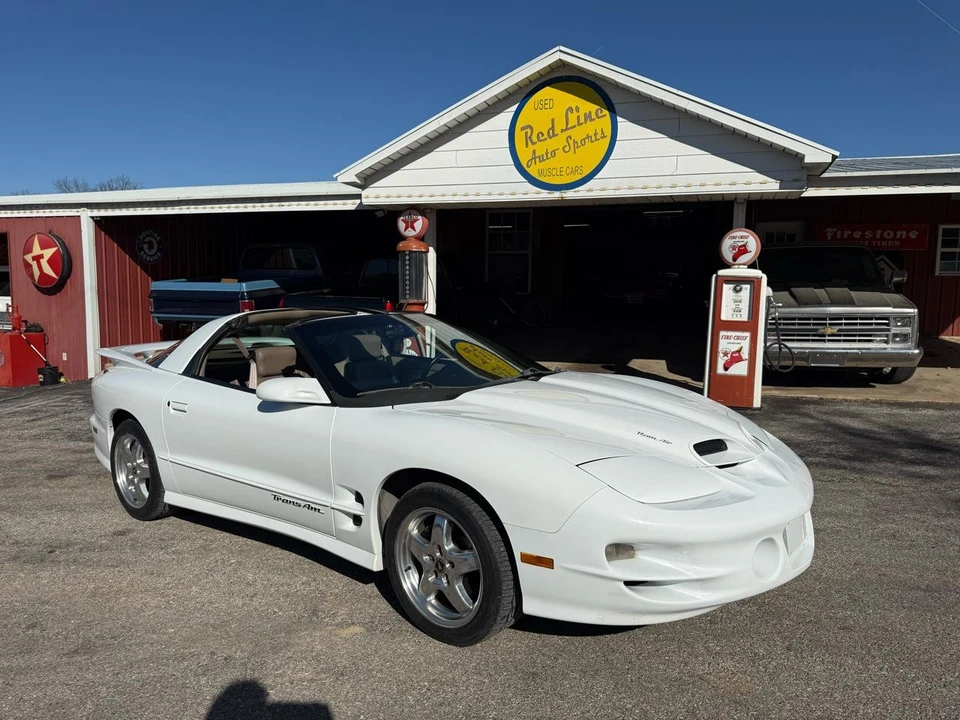 2001 Pontiac Firebird 4th Gen - Image 2 of 31