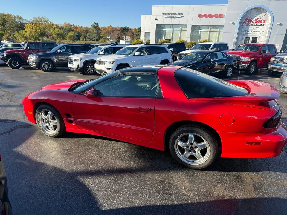 2001 Pontiac Firebird 4th Gen - Image 4 of 11