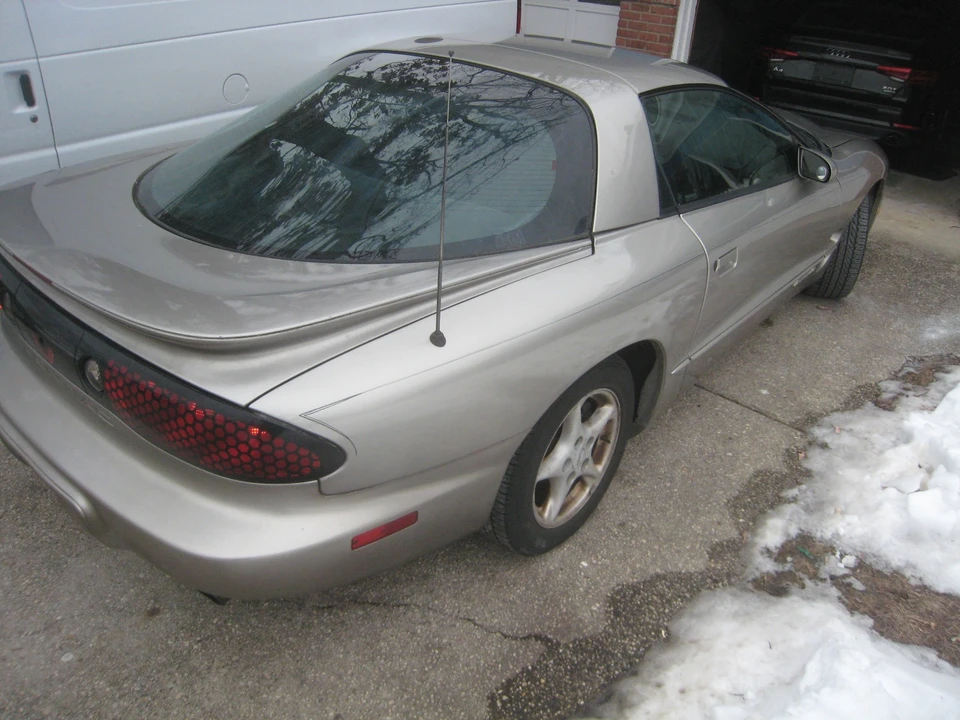 2001 Pontiac Firebird 4th Gen - Image 7 of 21