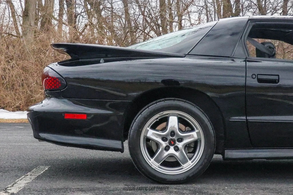 2001 Pontiac Firebird 4th Gen - Image 10 of 12