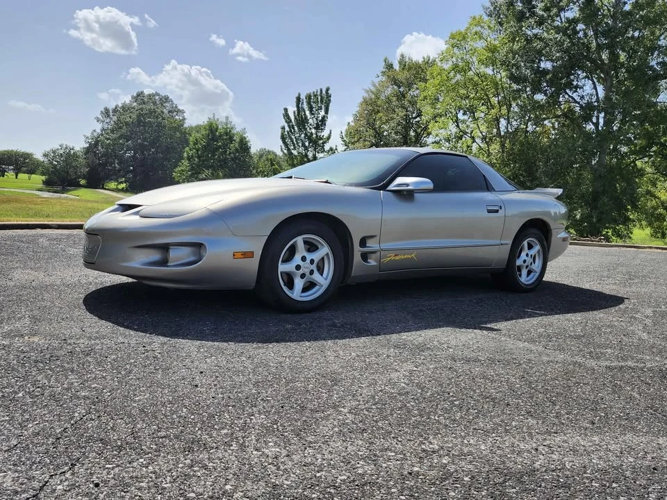2001 Pontiac Firebird Formula 4th Gen - Image 3 of 8