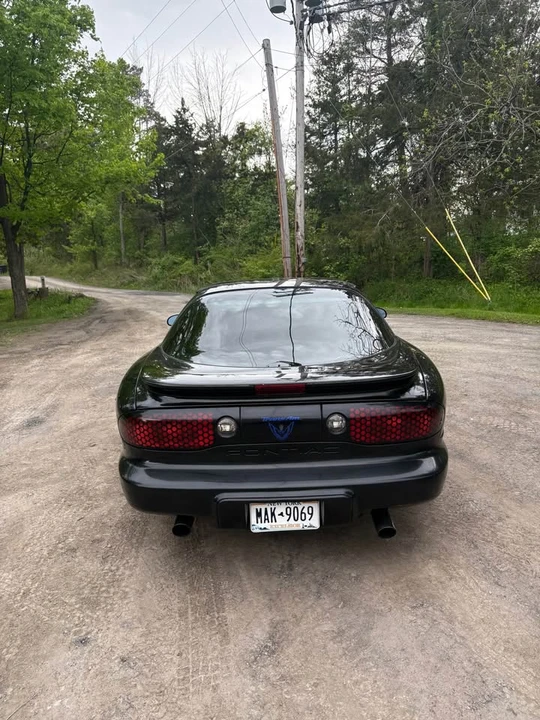 2001 Pontiac Firebird Formula 4th Gen - Image 8 of 15