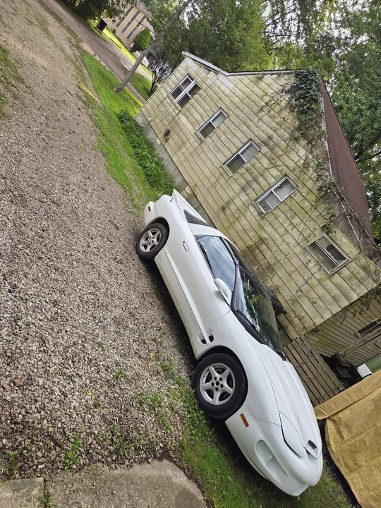 2001 Pontiac Firebird Formula 4th Gen - Image 7 of 8