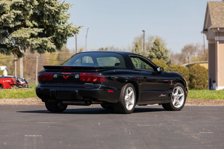 2001 Pontiac Firebird 4th Gen - Image 3 of 28