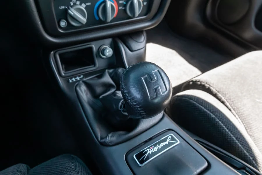 2001 Pontiac Firebird 4th Gen - Image 25 of 28