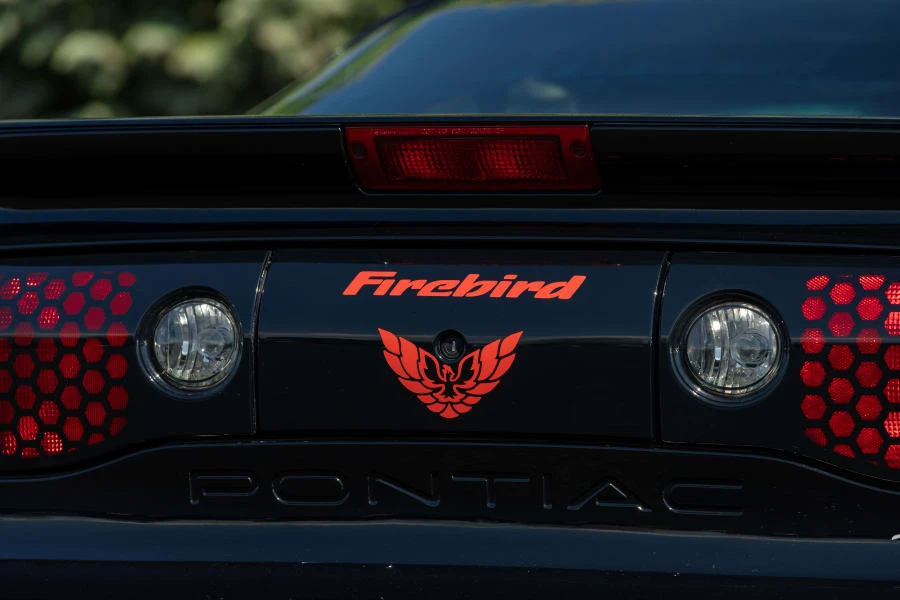 2001 Pontiac Firebird 4th Gen - Image 9 of 28