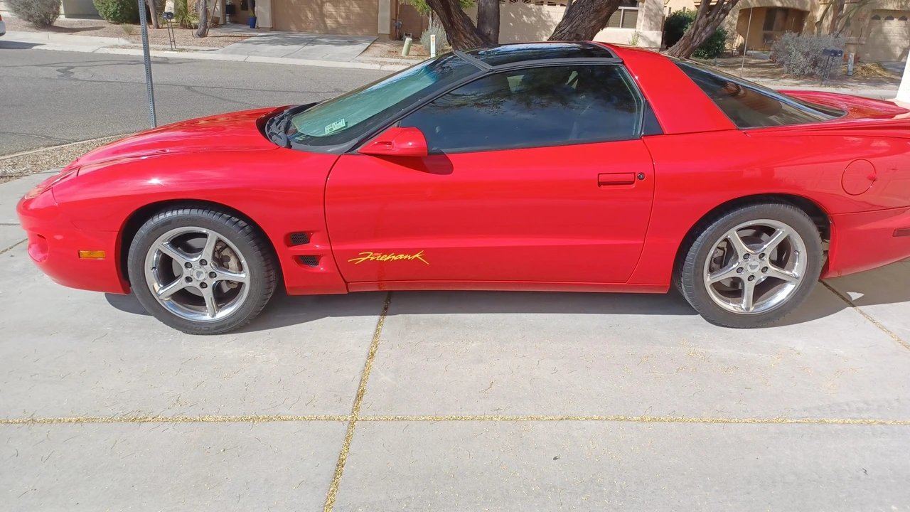 2001 Pontiac Firebird 4th Gen - Image 7 of 31