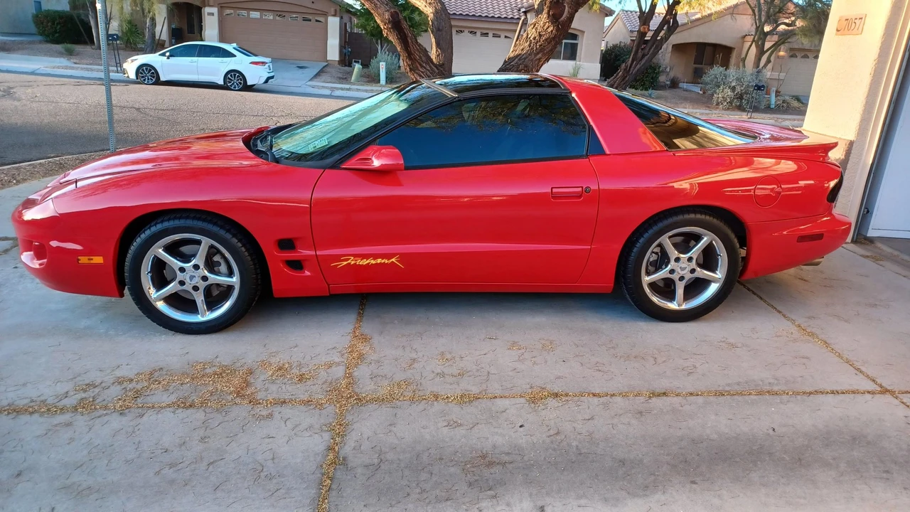 2001 Pontiac Firebird 4th Gen - Image 6 of 31