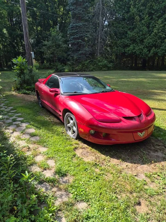 2001 Pontiac Firebird 4th Gen - Image 2 of 7