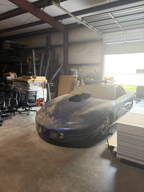 2001 Pontiac Firebird 4th Gen - Image 2 of 2