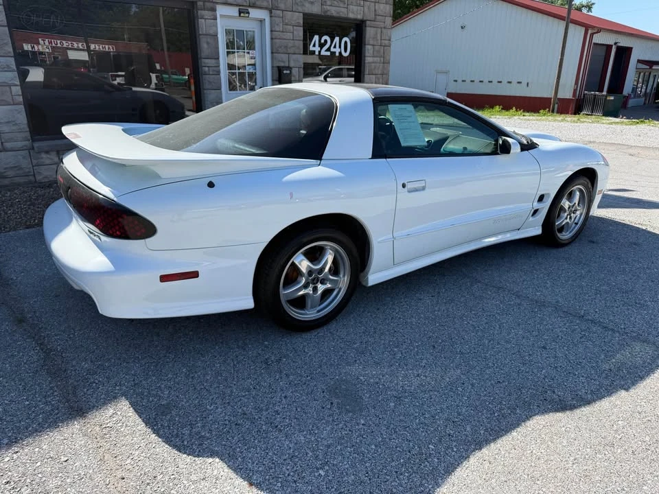 2001 Pontiac Firebird Trans Am 4th Gen - Image 3 of 10