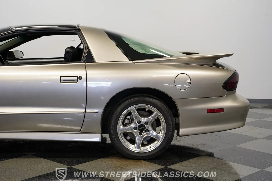 2001 Pontiac Firebird Trans Am 4th Gen - Image 26 of 31