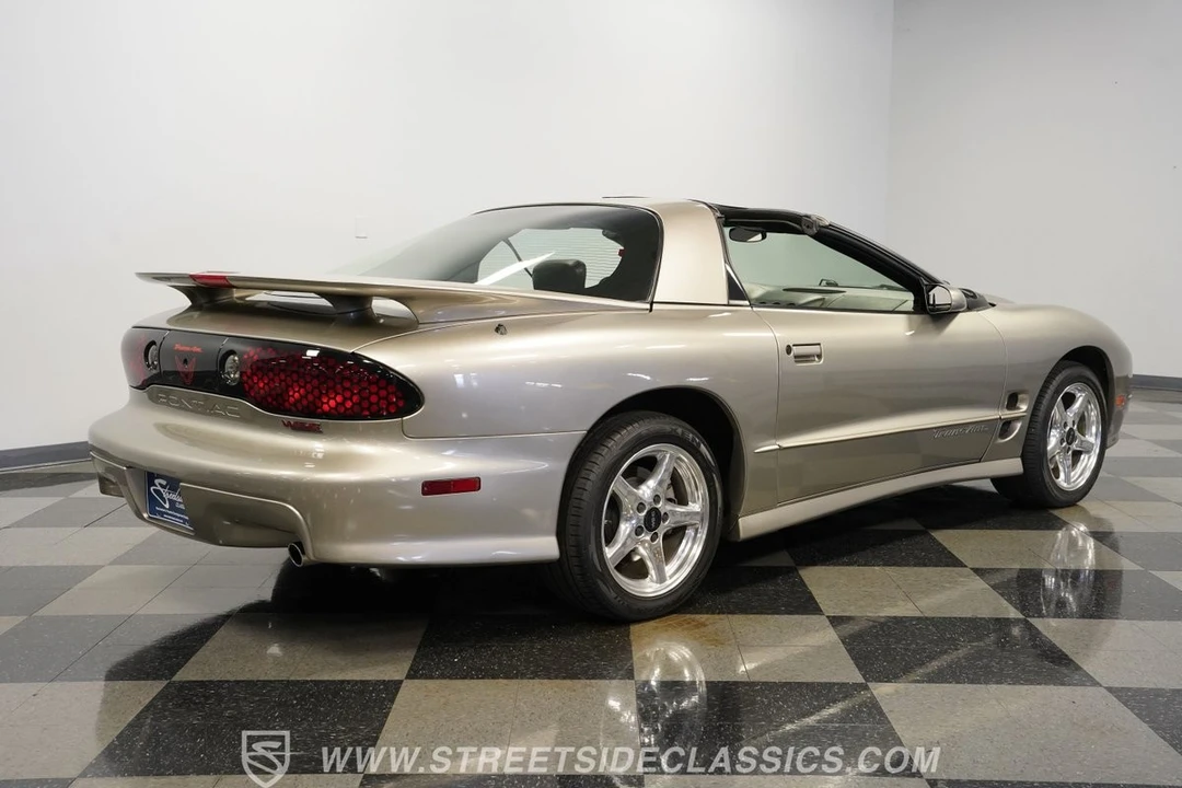 2001 Pontiac Firebird Trans Am 4th Gen - Image 14 of 31
