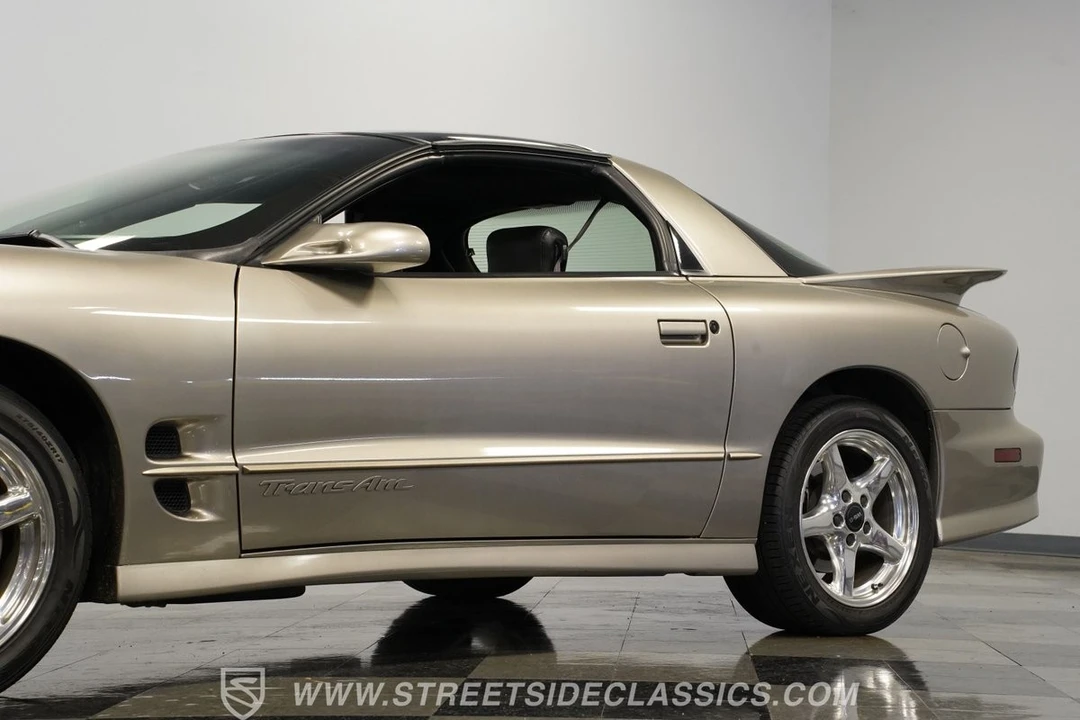 2001 Pontiac Firebird Trans Am 4th Gen - Image 24 of 31