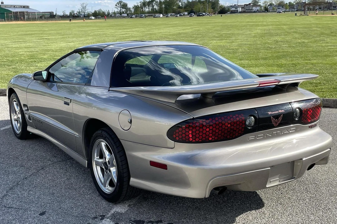 2001 Pontiac Firebird Trans Am 4th Gen - Image 14 of 31