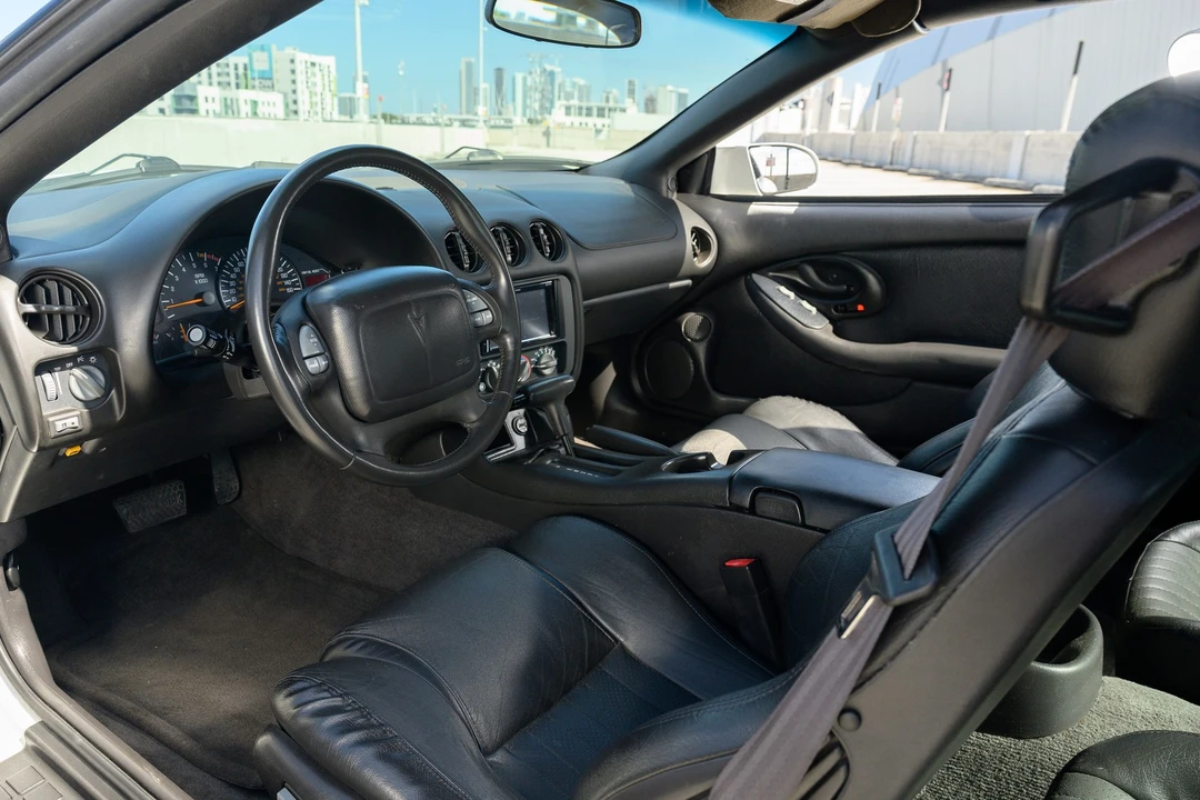 2001 Pontiac Firebird Trans Am 4th Gen - Image 9 of 16