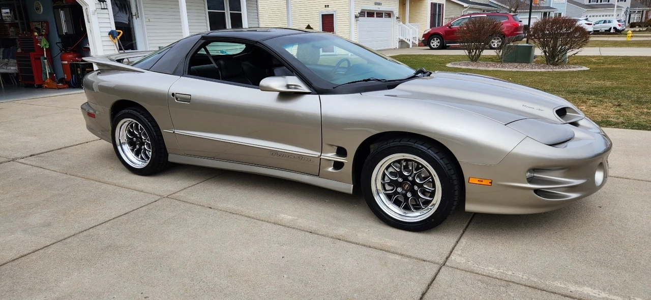 2001 Pontiac Firebird Trans Am 4th Gen - Image 11 of 21