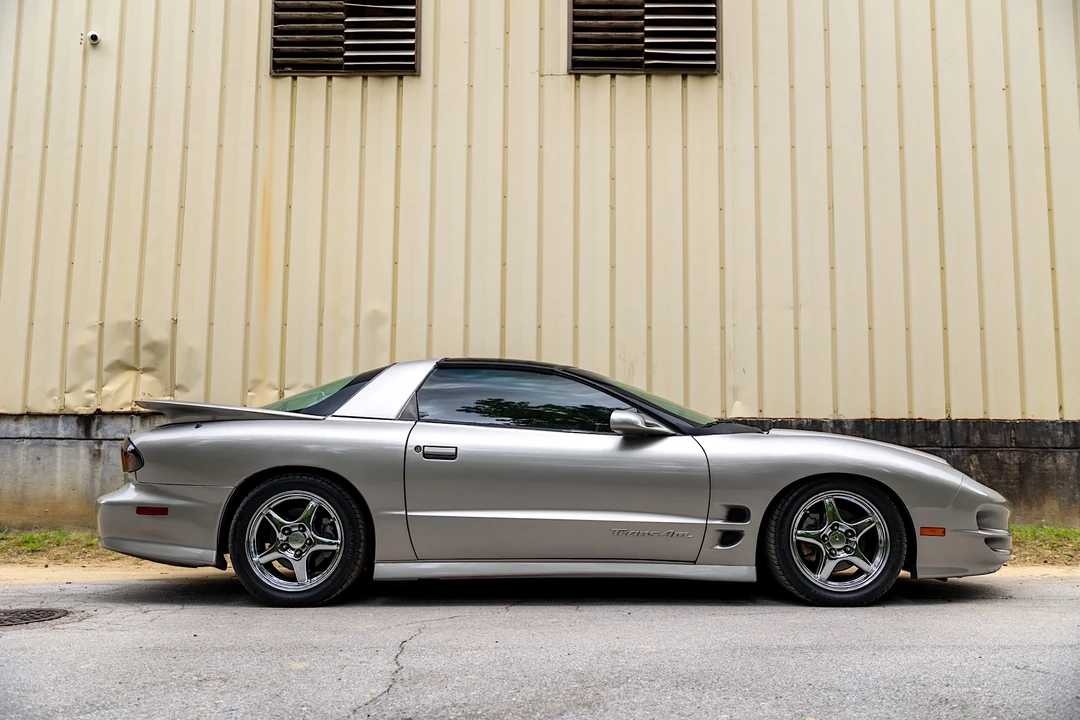 2001 Pontiac Firebird Trans Am 4th Gen - Image 2 of 31