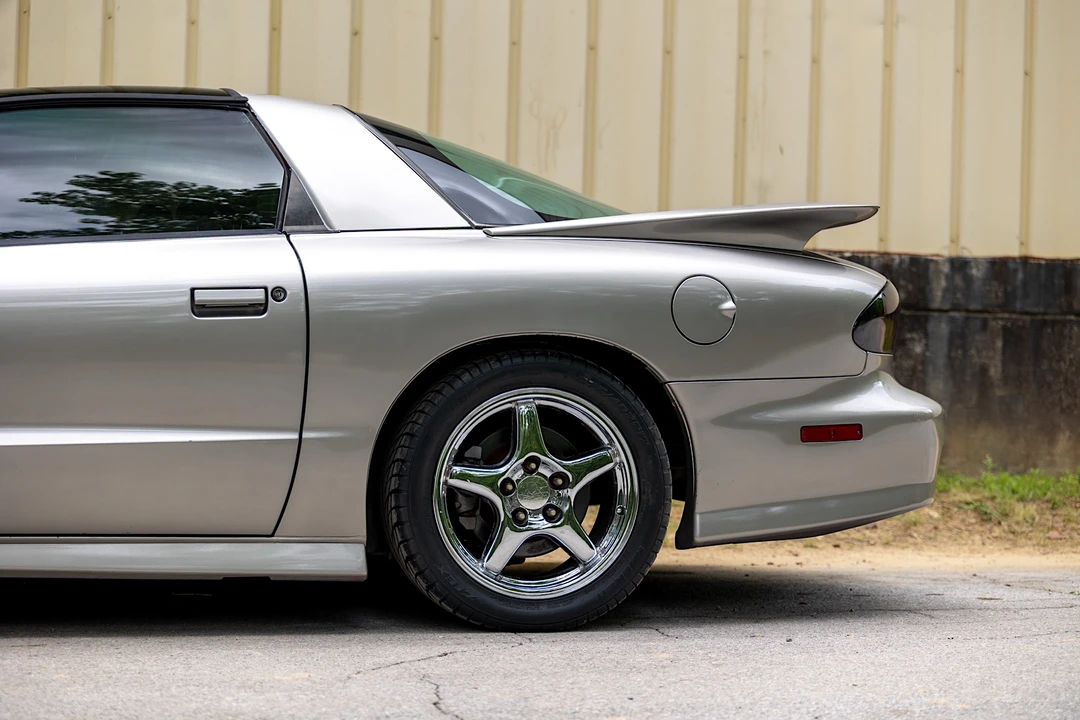2001 Pontiac Firebird Trans Am 4th Gen - Image 25 of 31