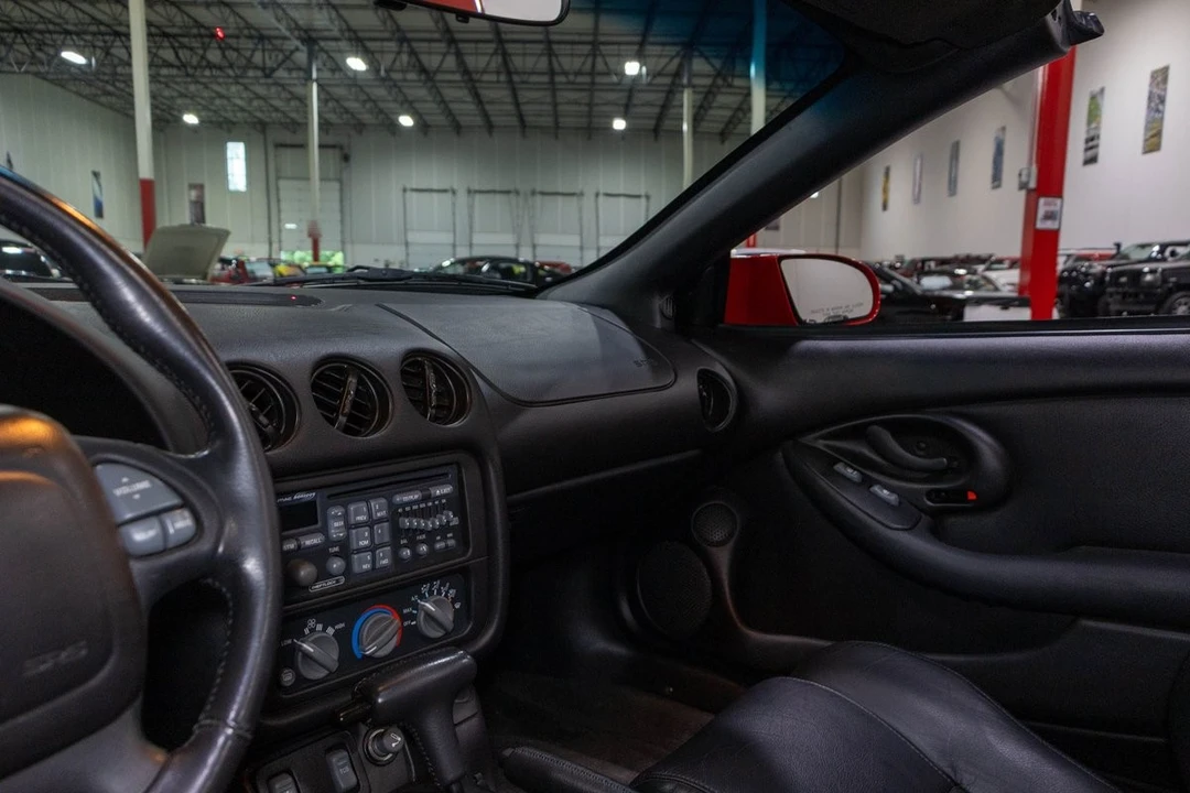 2001 Pontiac Firebird Trans Am 4th Gen - Image 10 of 31