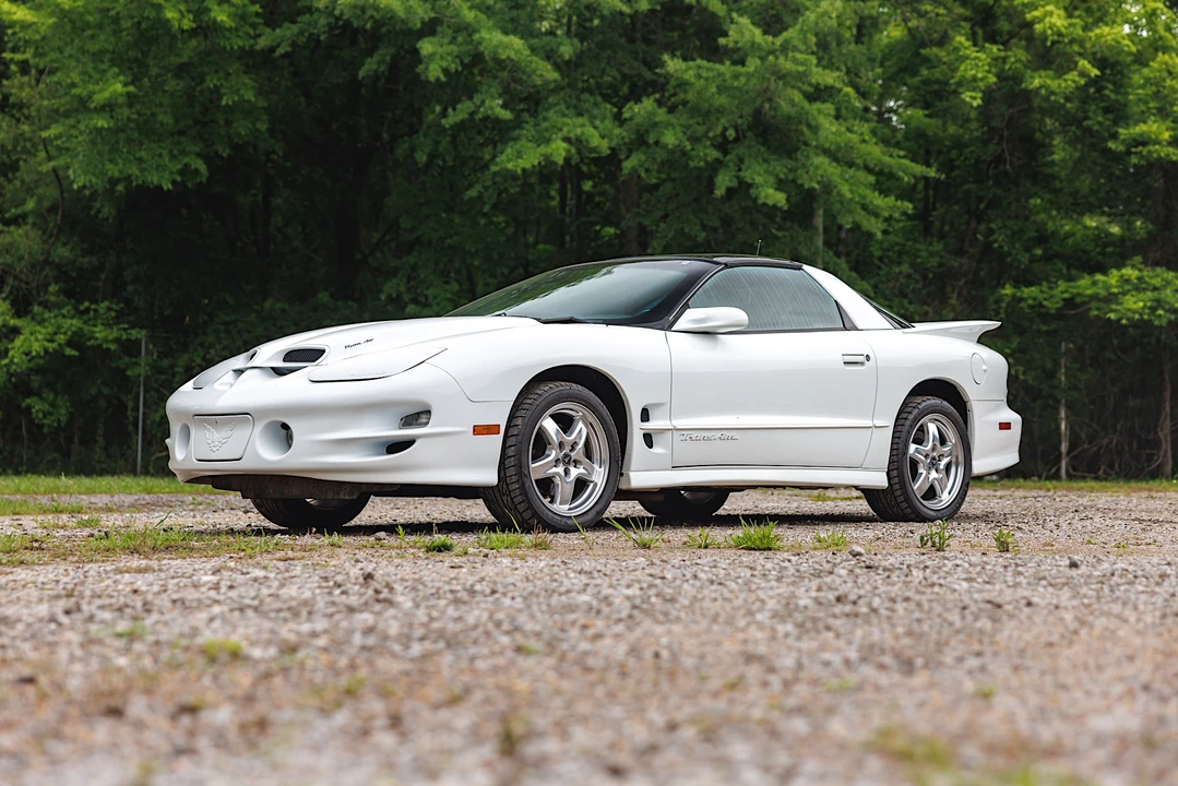 2001 Pontiac Firebird Trans Am 4th Gen - Image 2 of 31