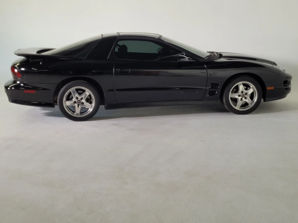 2001 Pontiac Firebird Trans Am 4th Gen - Image 26 of 31