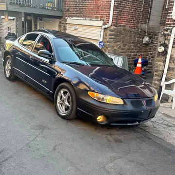 2001 Pontiac Grand Prix GTP Sedan 4D