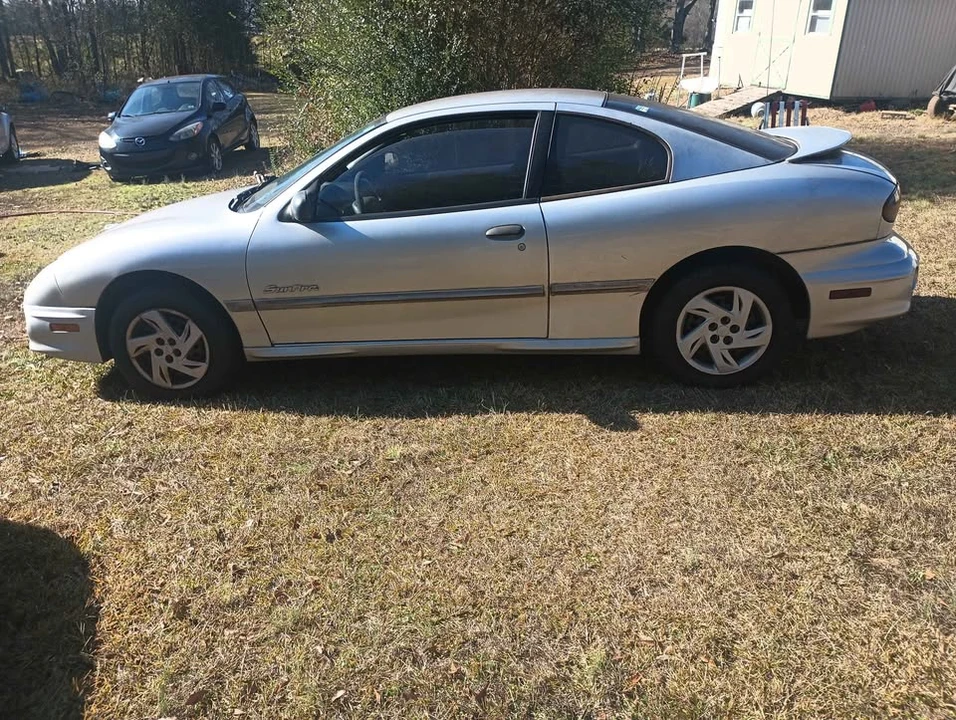 2001 Pontiac Sunfire - Image 5 of 8