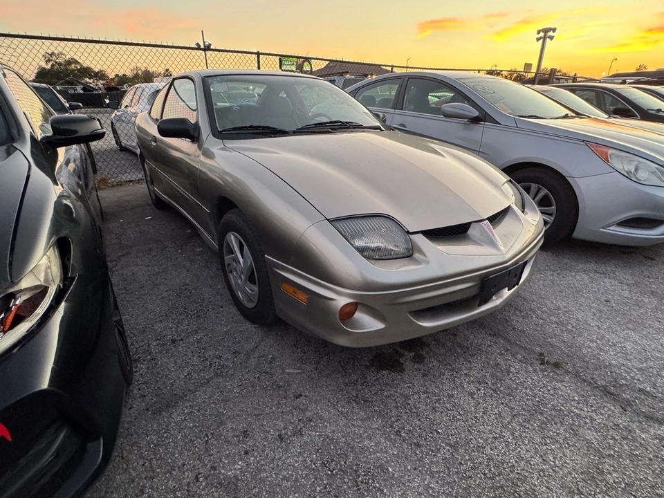 2001 Pontiac Sunfire - Image 2 of 9