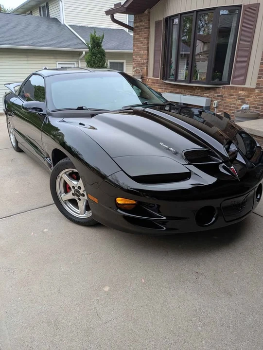 2001 Pontiac Firebird Trans Am 4th Gen - Image 2 of 18
