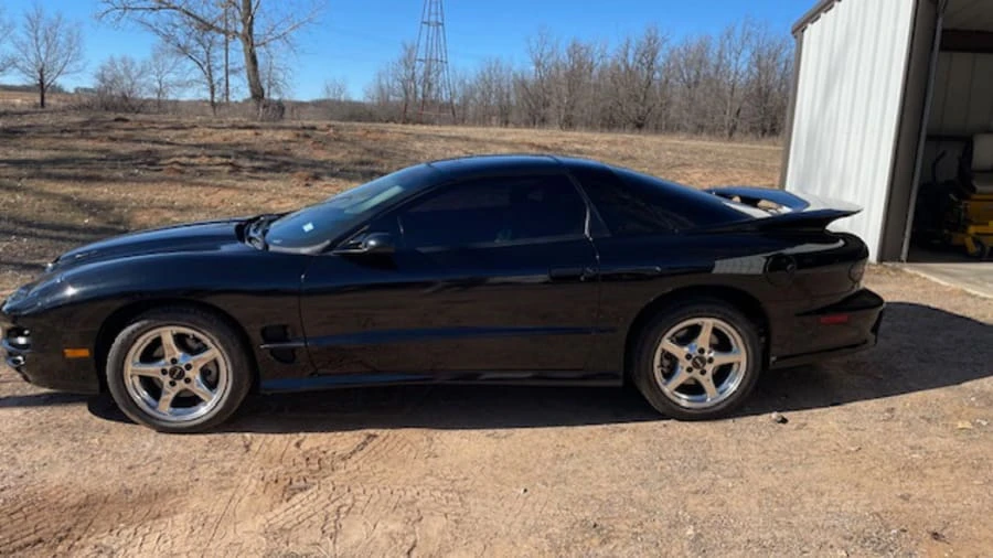 2001 Pontiac Firebird Trans Am 4th Gen - Image 2 of 31
