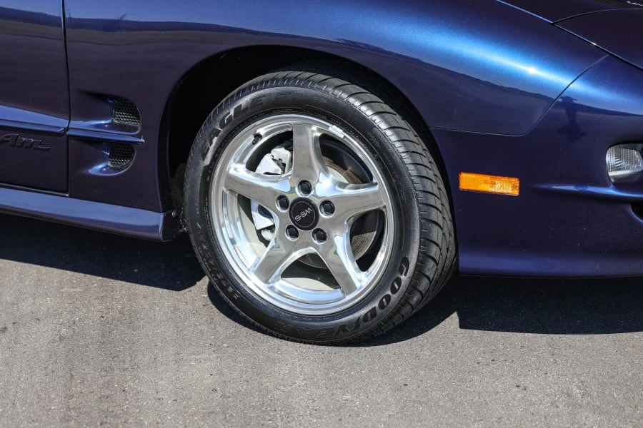 2001 Pontiac Firebird Trans Am 4th Gen - Image 16 of 31