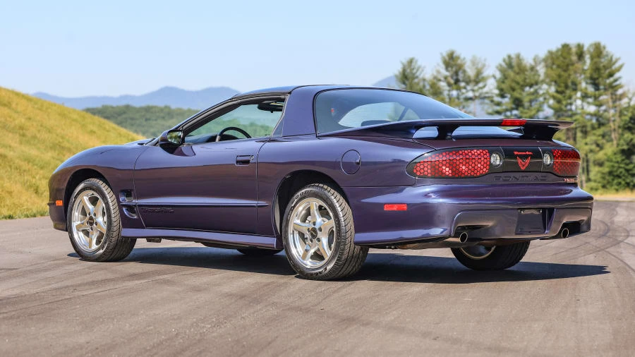 2001 Pontiac Firebird Trans Am 4th Gen - Image 2 of 31