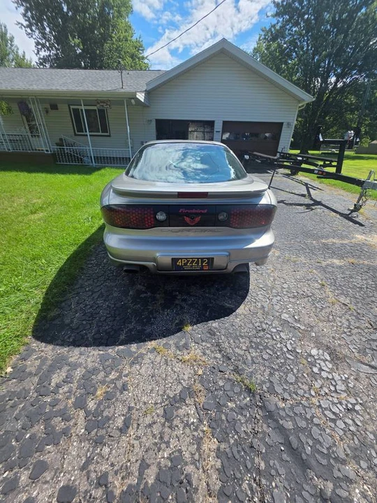 2001 Pontiac Firebird 4th Gen - Image 4 of 10