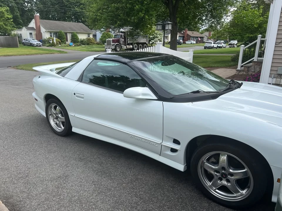 2001 Pontiac Firebird Trans Am 4th Gen - Image 2 of 13