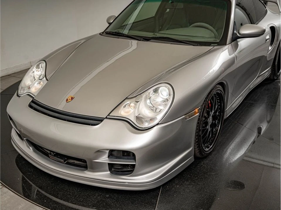 2001 Porsche 996 Carrera - Image 18 of 20