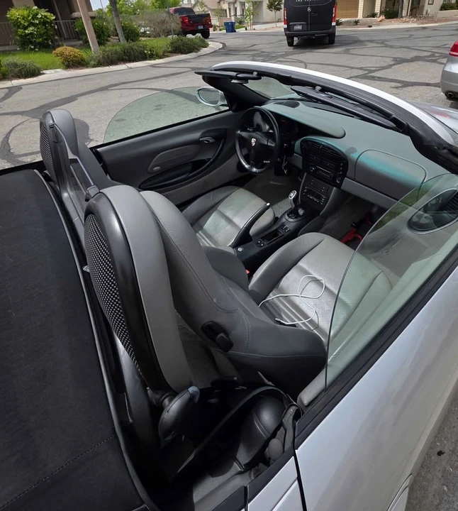 2001 Porsche 986 Boxster - Image 8 of 20