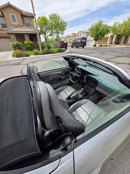 2001 Porsche 986 Boxster - Image 5 of 20